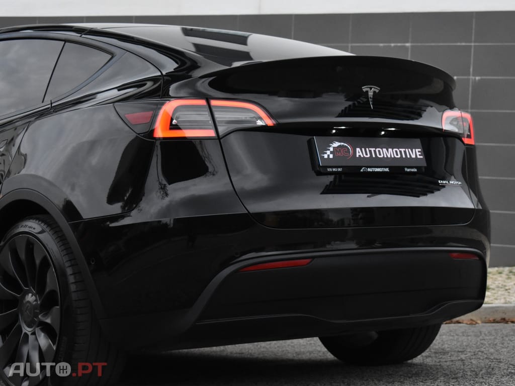 Tesla Model Y Performance Tração Integral
