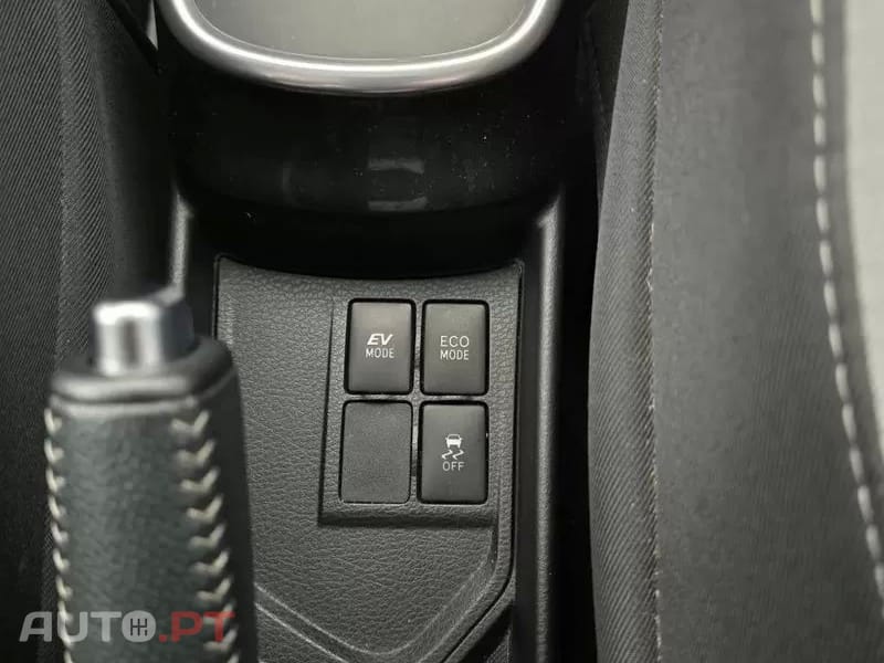 Toyota Yaris 1.5 HSD 20 Anos