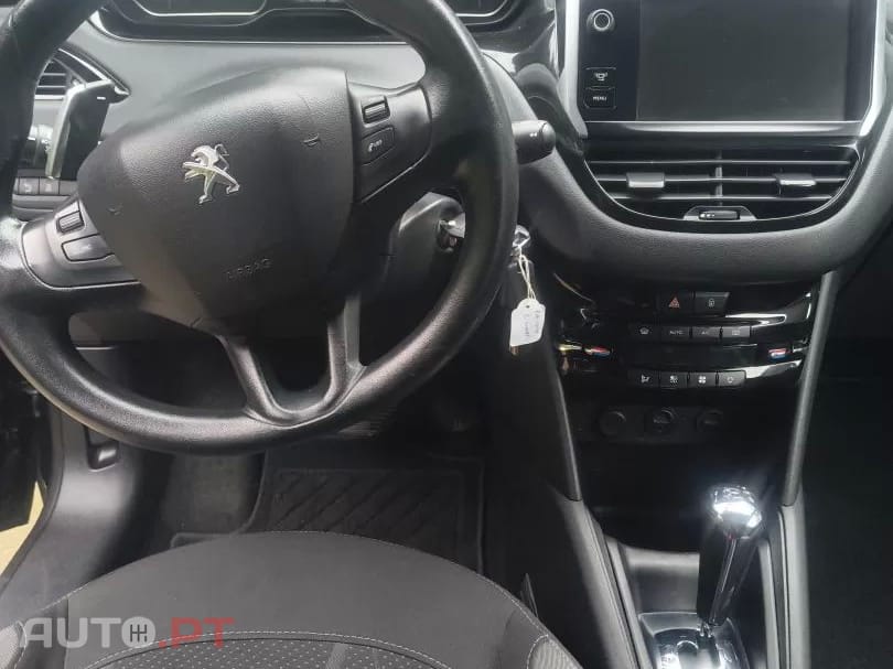 Peugeot 208 1.4 HDi Active