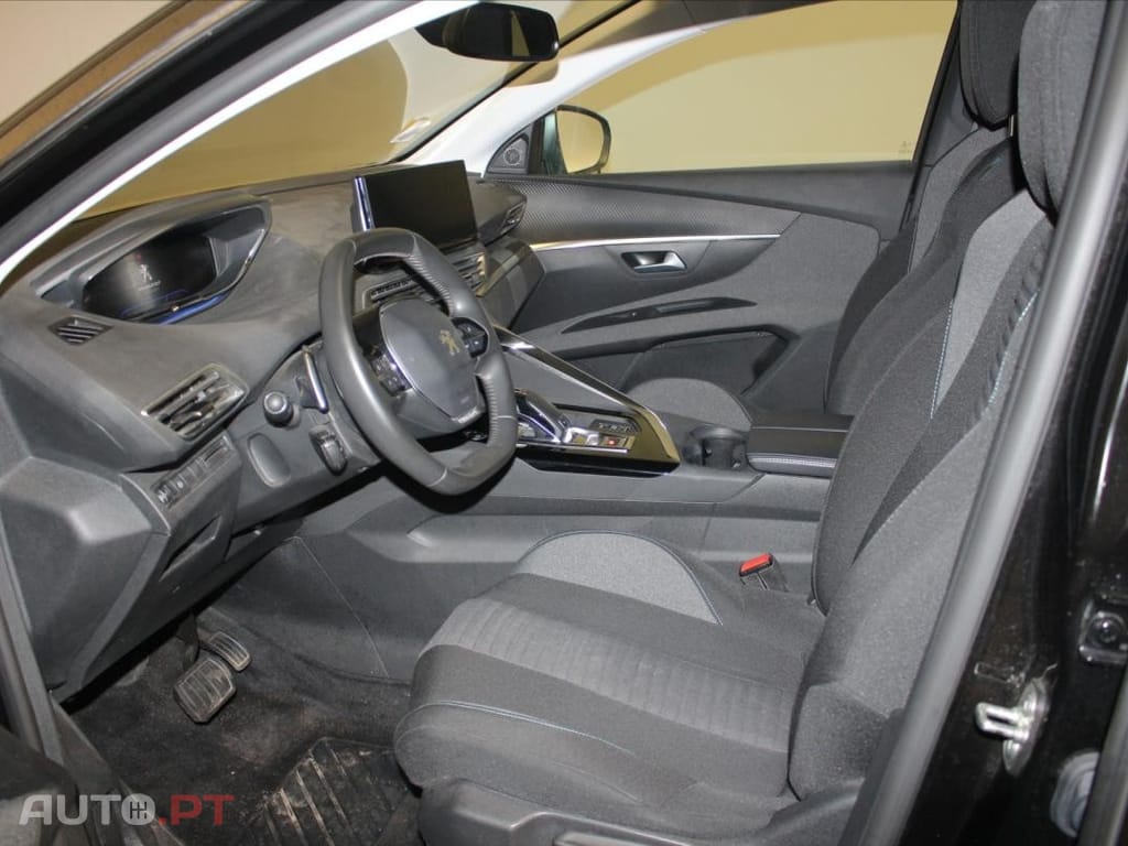 Peugeot 5008 1.5 BlueHDi Style EAT8