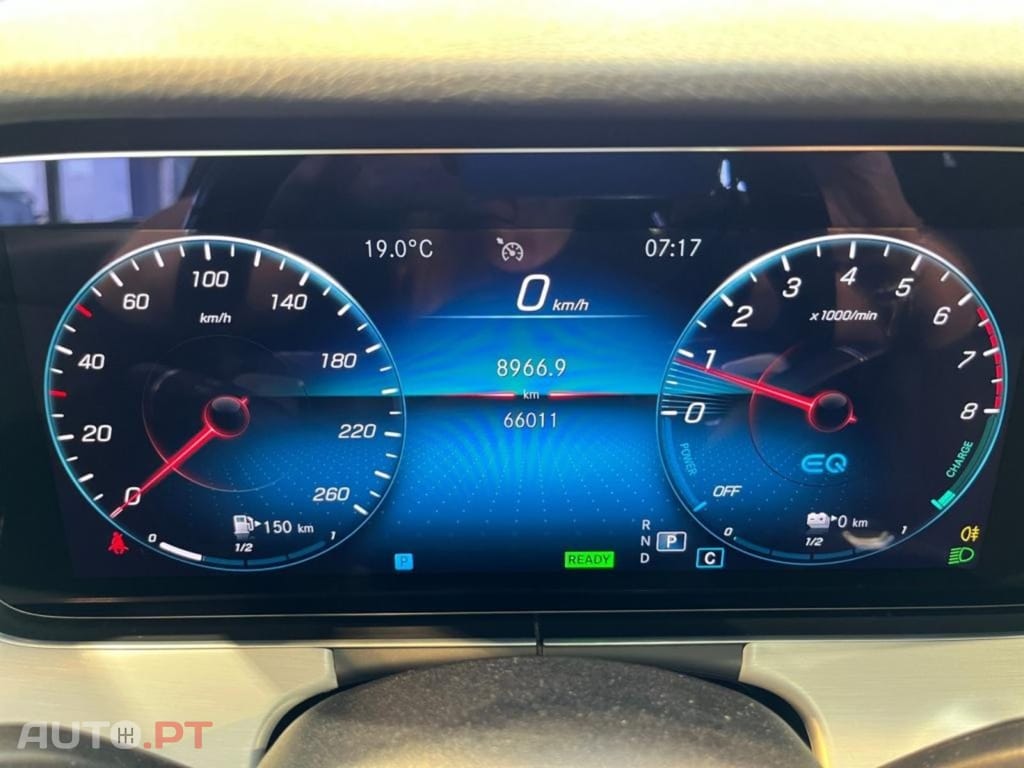 Mercedes-Benz E 300 e T Avantgarde I.V.A DEDUTÍVEL 