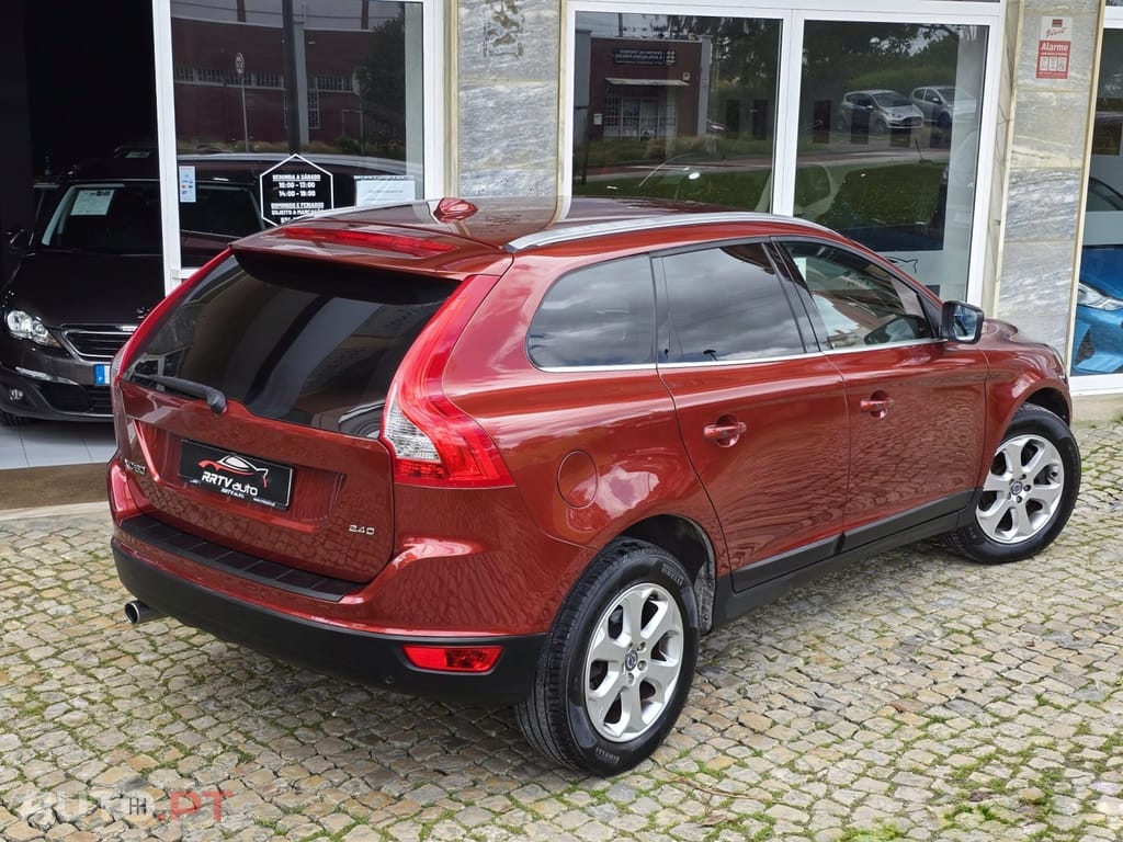 Volvo XC60 2.4 D Momentum Geartronic