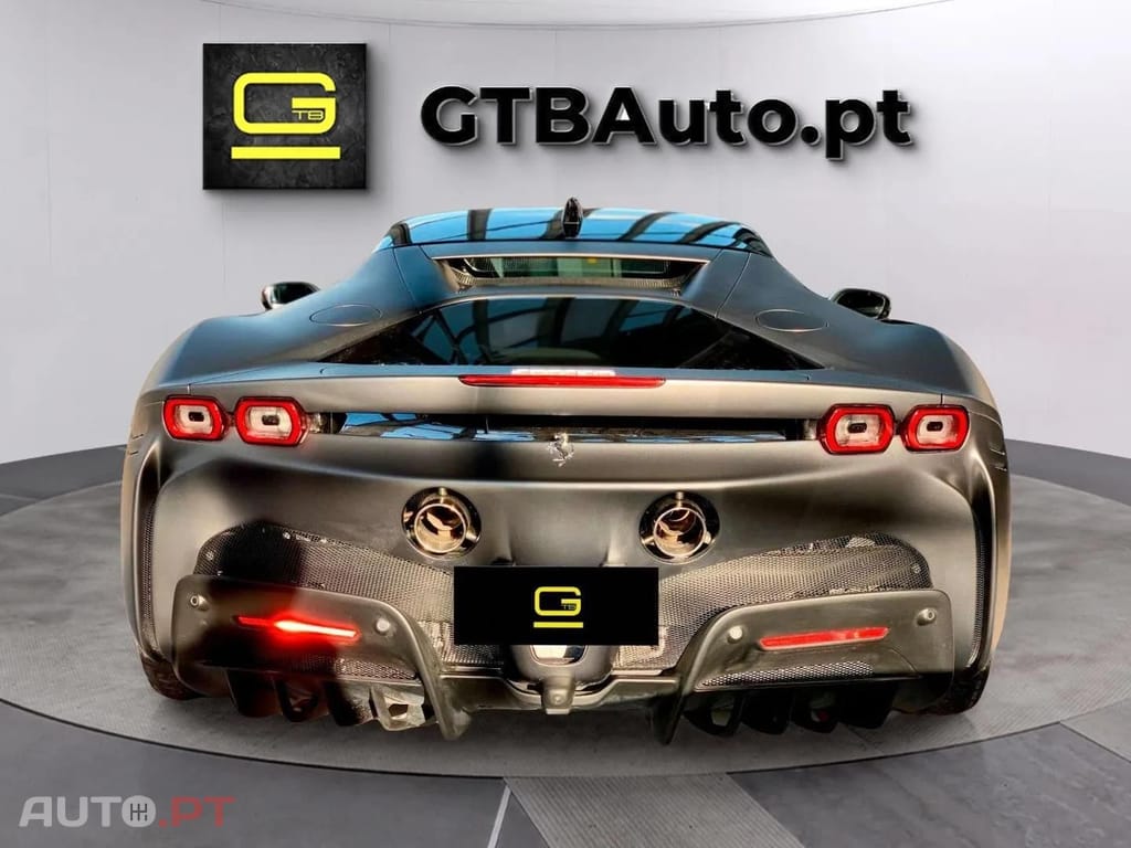 Ferrari SF90 Stradale Carbon/Lift/Racing