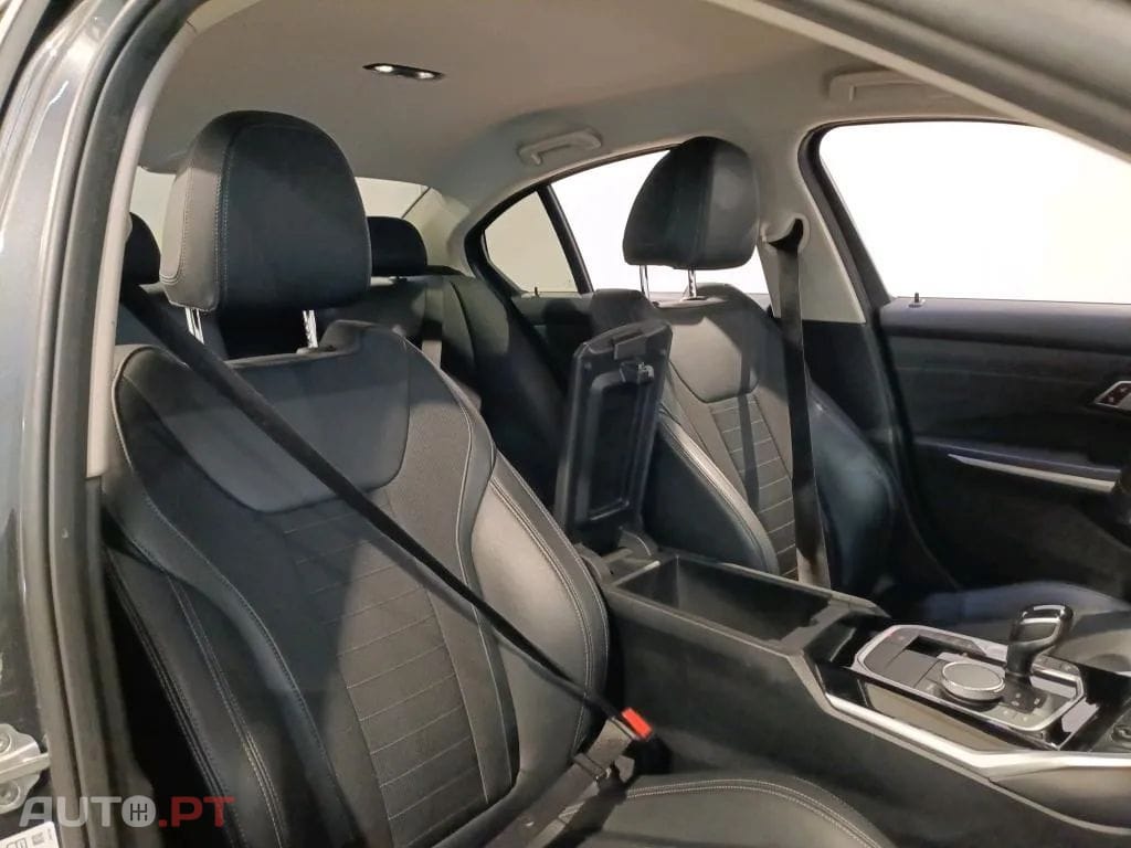 BMW 320 i Line Sport Auto