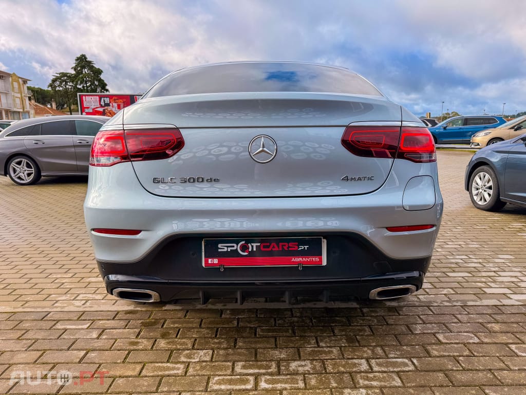 Mercedes-Benz GLC 300 de Coupe 4Matic 9G-TRONIC AMG Line