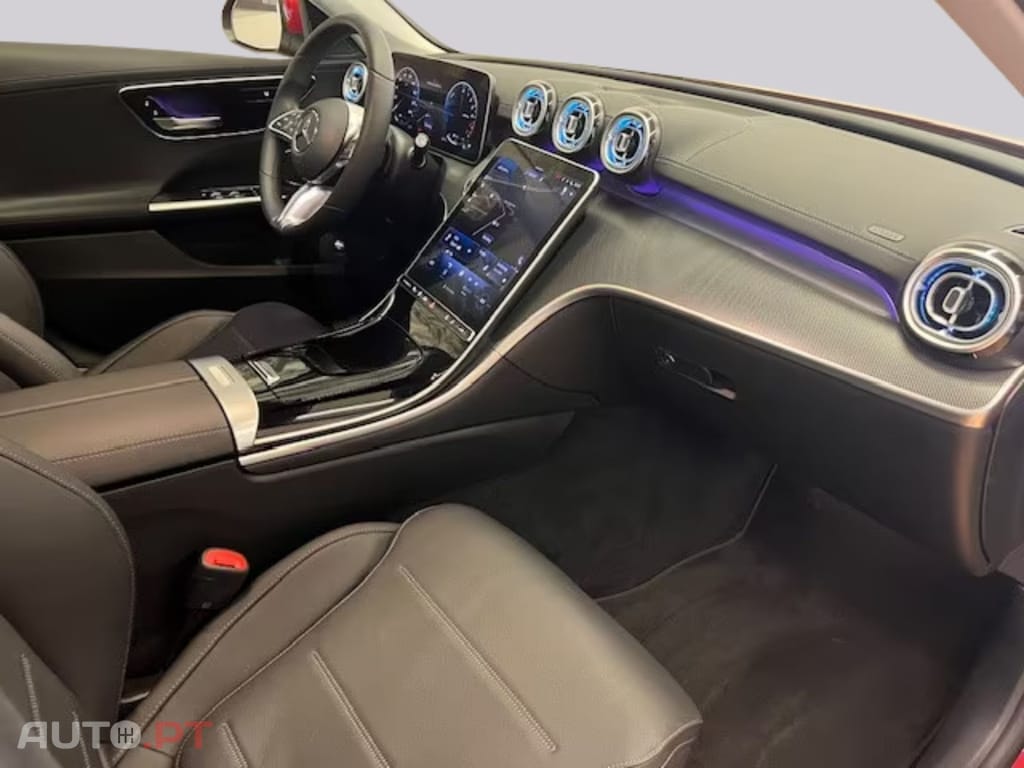 Mercedes-Benz C 300 I.V.A DEDUTIVEL de AMG