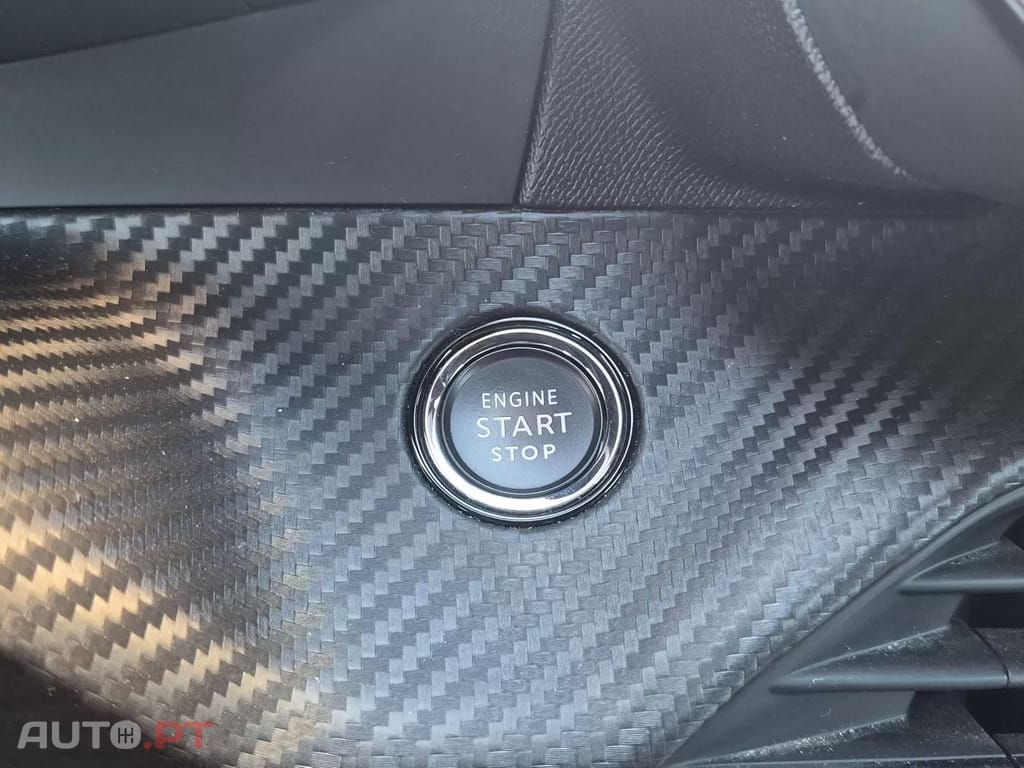 Peugeot E-2008 50 kWh GT Pack