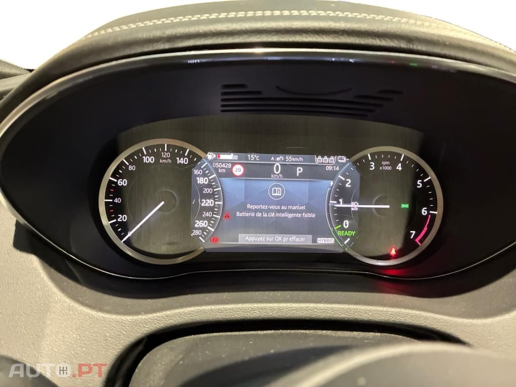 Jaguar E-Pace P300e AWD R-Dynamic HSE