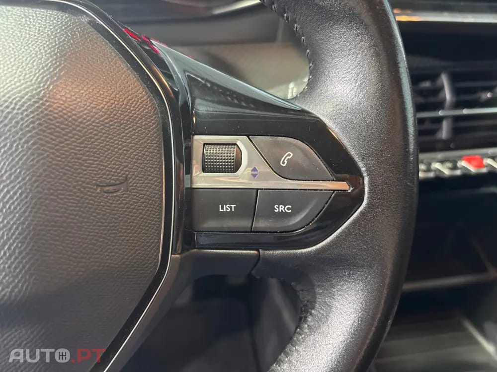 Peugeot 2008 1.2 PureTech Active