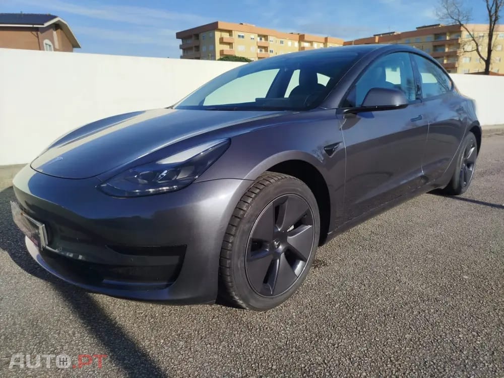 Tesla Model 3 Tração Traseira Premium