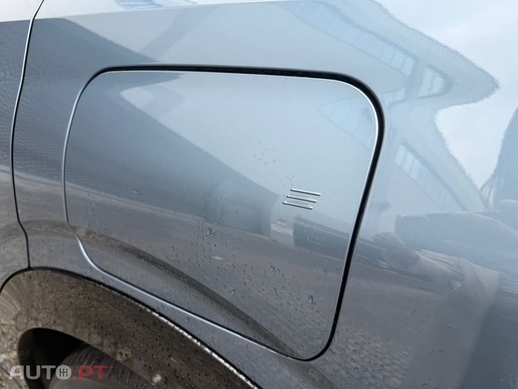 Peugeot E-5008 73 kWh GT