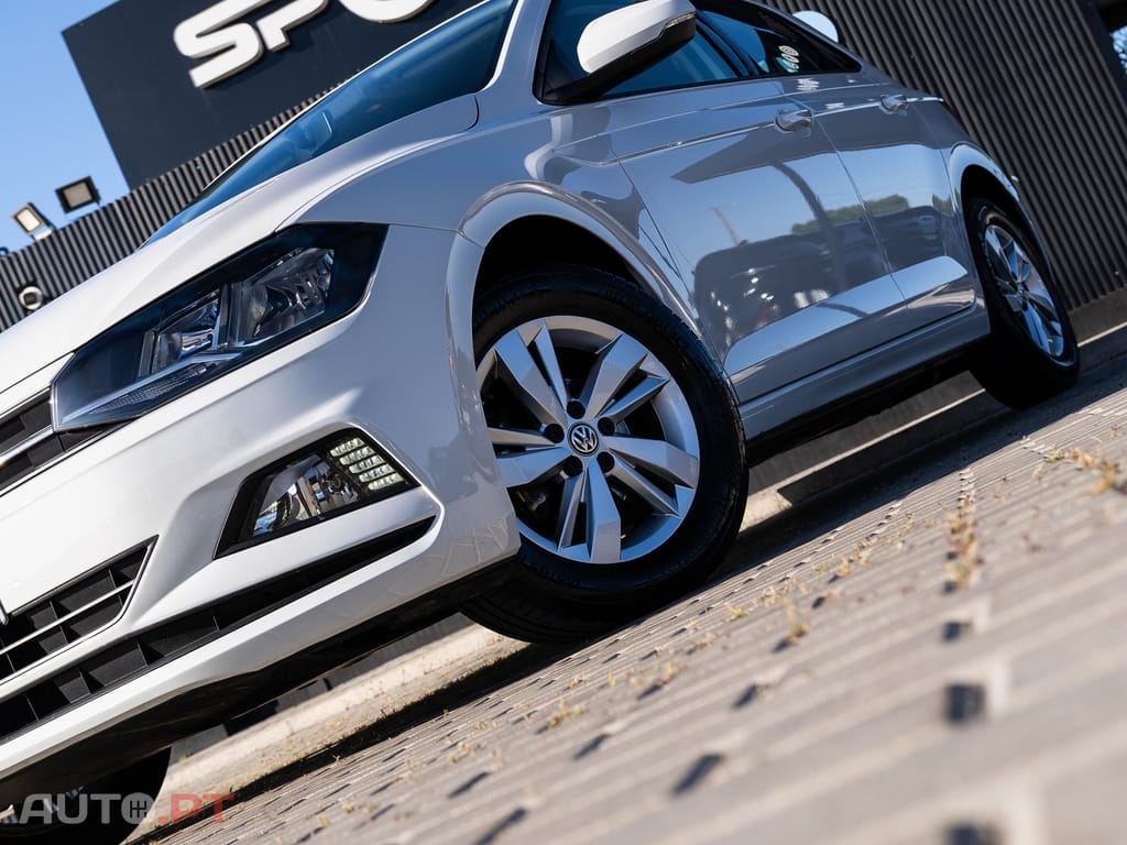 Volkswagen Polo 1.0 Confortline