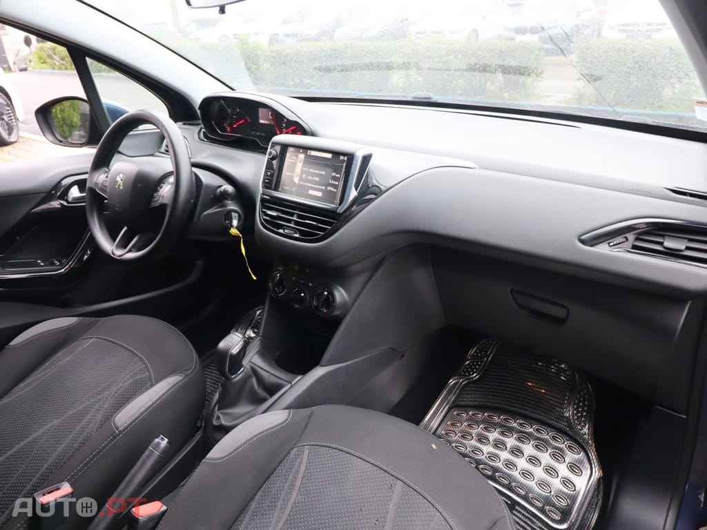 Peugeot 208 1.4 HDi Active