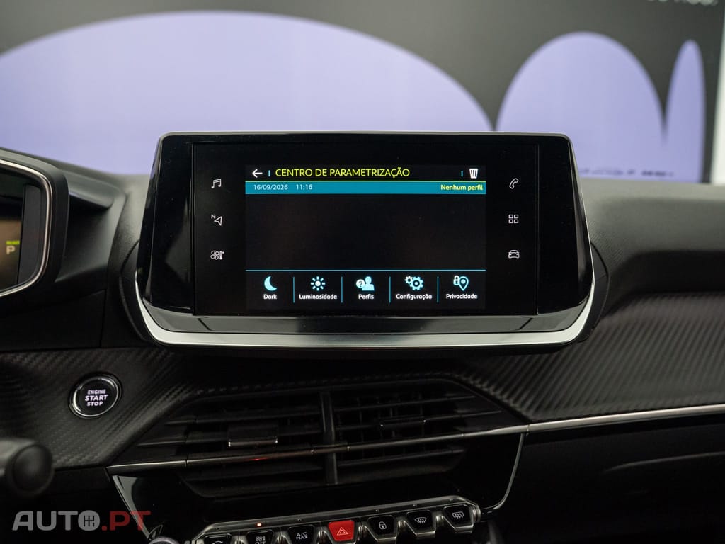 Peugeot E-2008 50 kWh Allure Pack