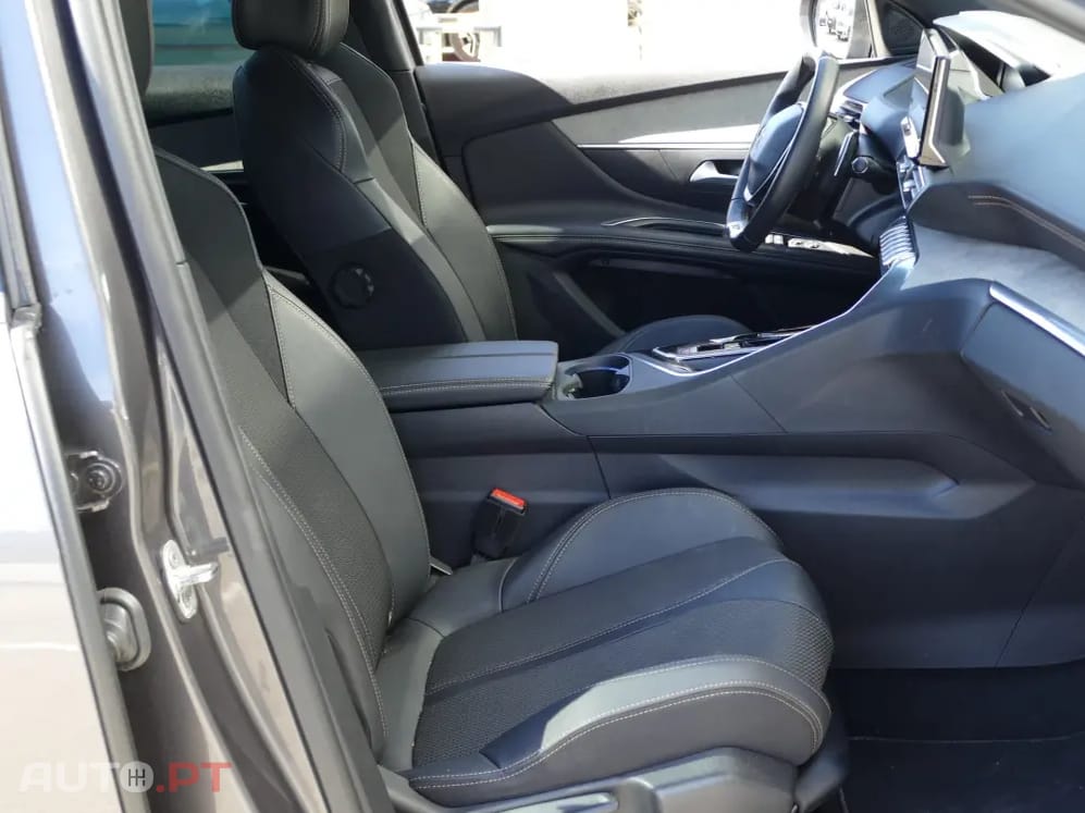 Peugeot 3008 1.5 BlueHDi GT EAT8
