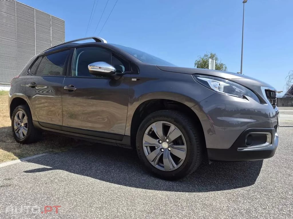 Peugeot 2008 1.2 PureTech Style