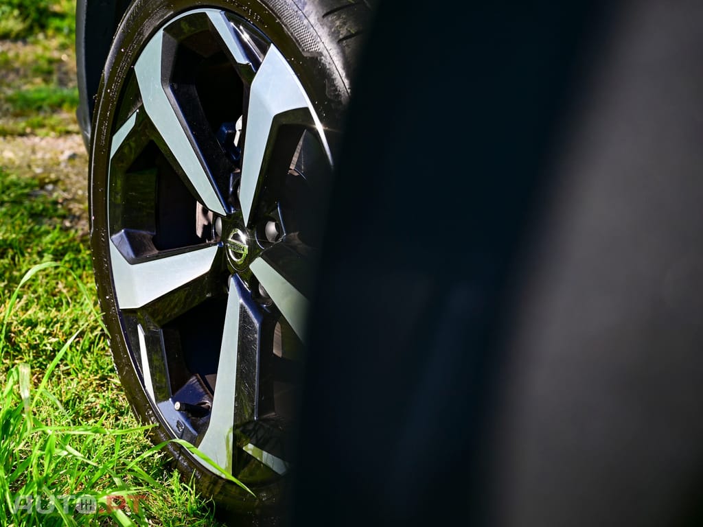 Nissan Juke 1.0 DIG-T Tekna