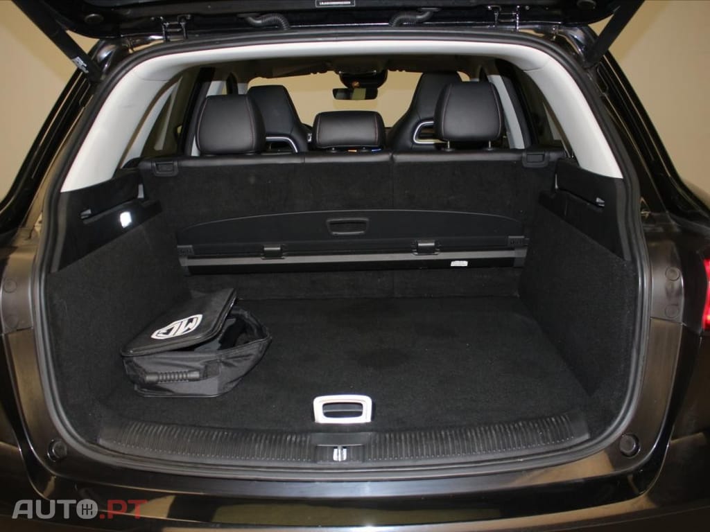 MG EHS 1.5T-GDI PHEV Luxury