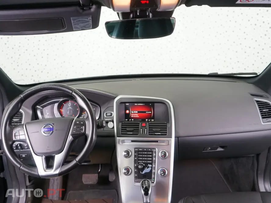 Volvo XC60 2.0 D3 Momentum Geartronic
