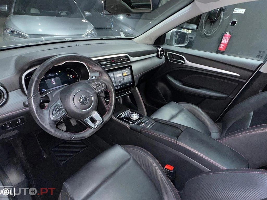 MG ZS EV 72.6 kWh Luxury