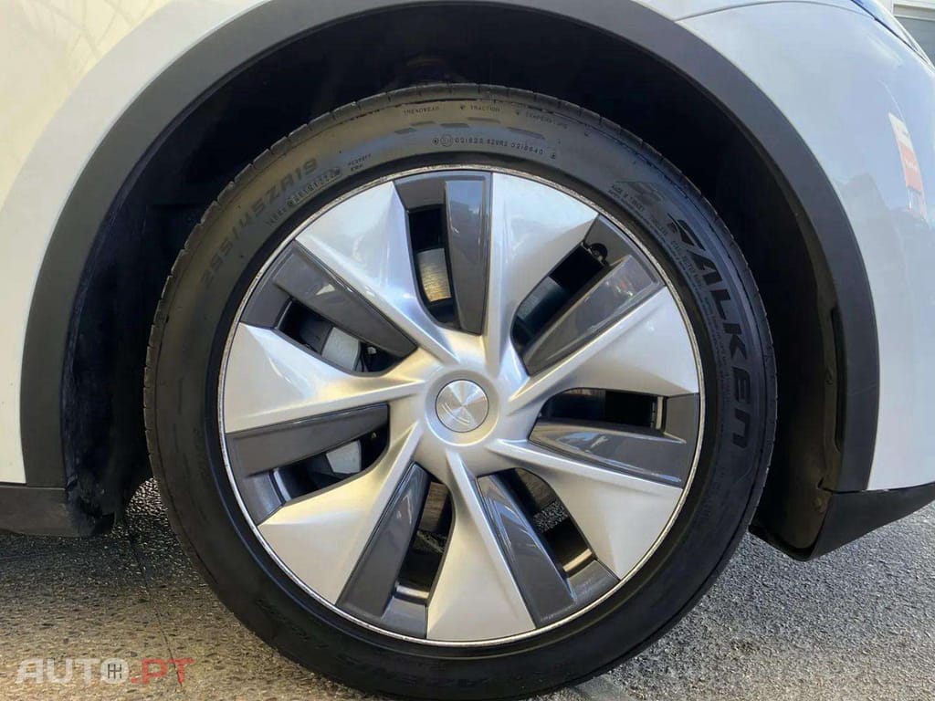 Tesla Model Y Tração Traseira