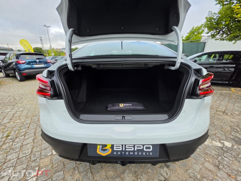 Citroen C4 X 1.2 Hybrid Max e-DSC6