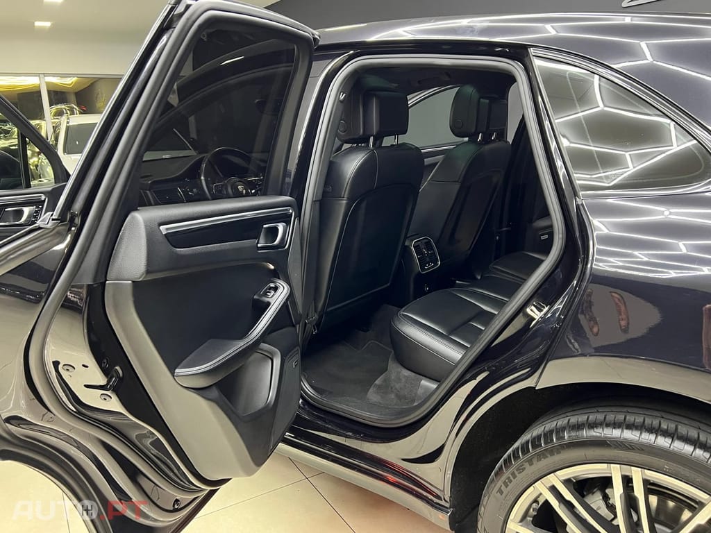 Porsche Macan S