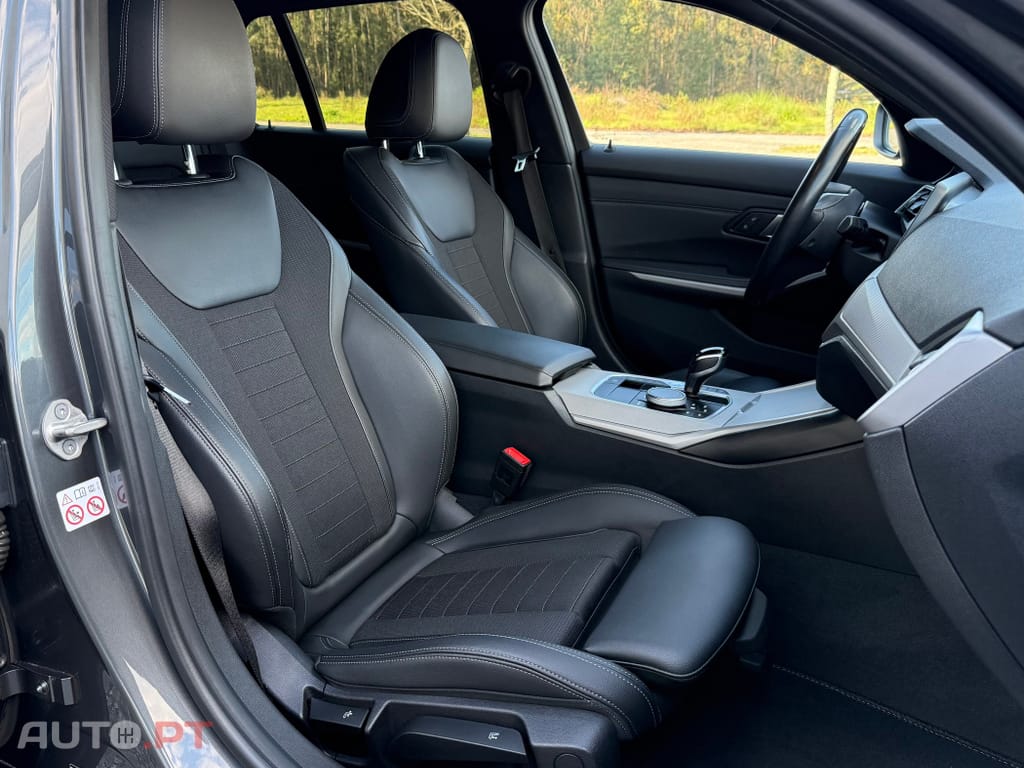 BMW 320 e Touring Corporate Edition Auto