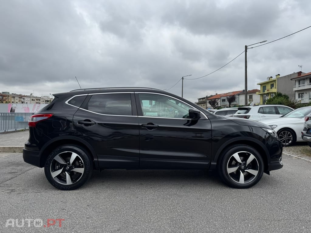 Nissan Qashqai 1.5 dCi N-Connecta 18