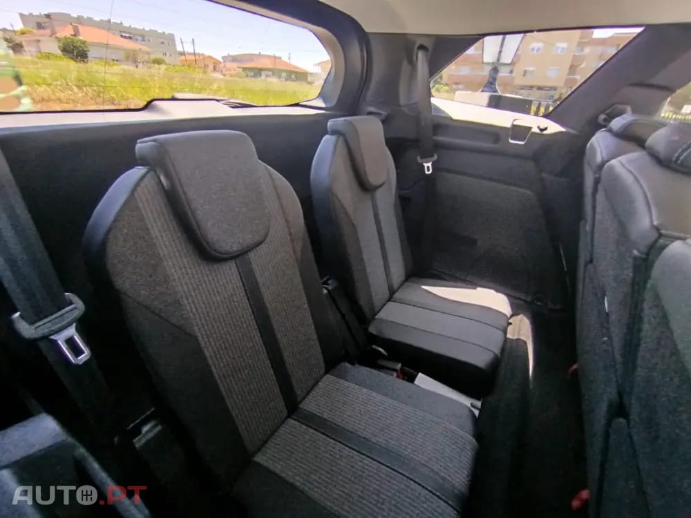 Peugeot 5008 1.2 PureTech Allure Pack
