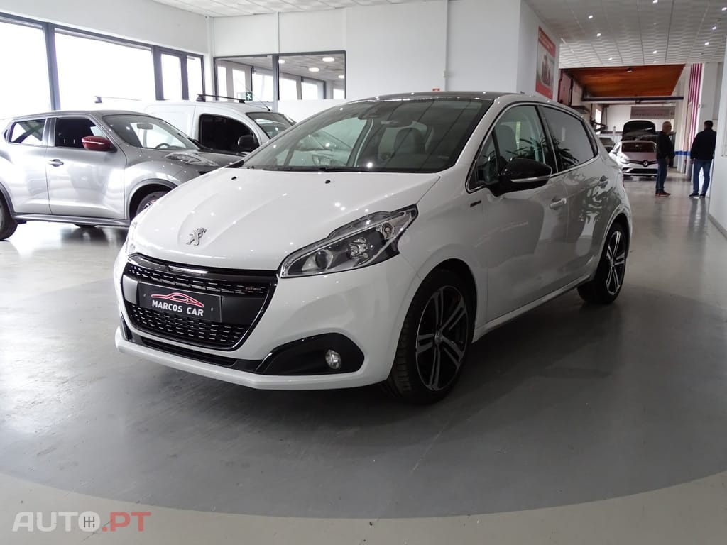 Peugeot 208 1.2 PureTech GT Line