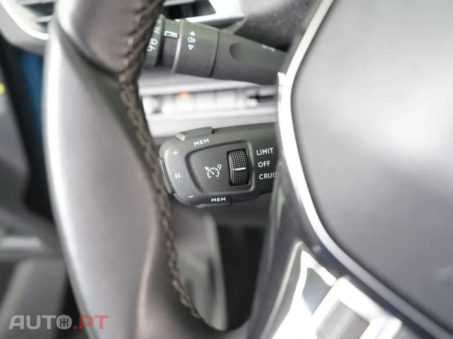 Peugeot 3008 1.5 BlueHDi Allure
