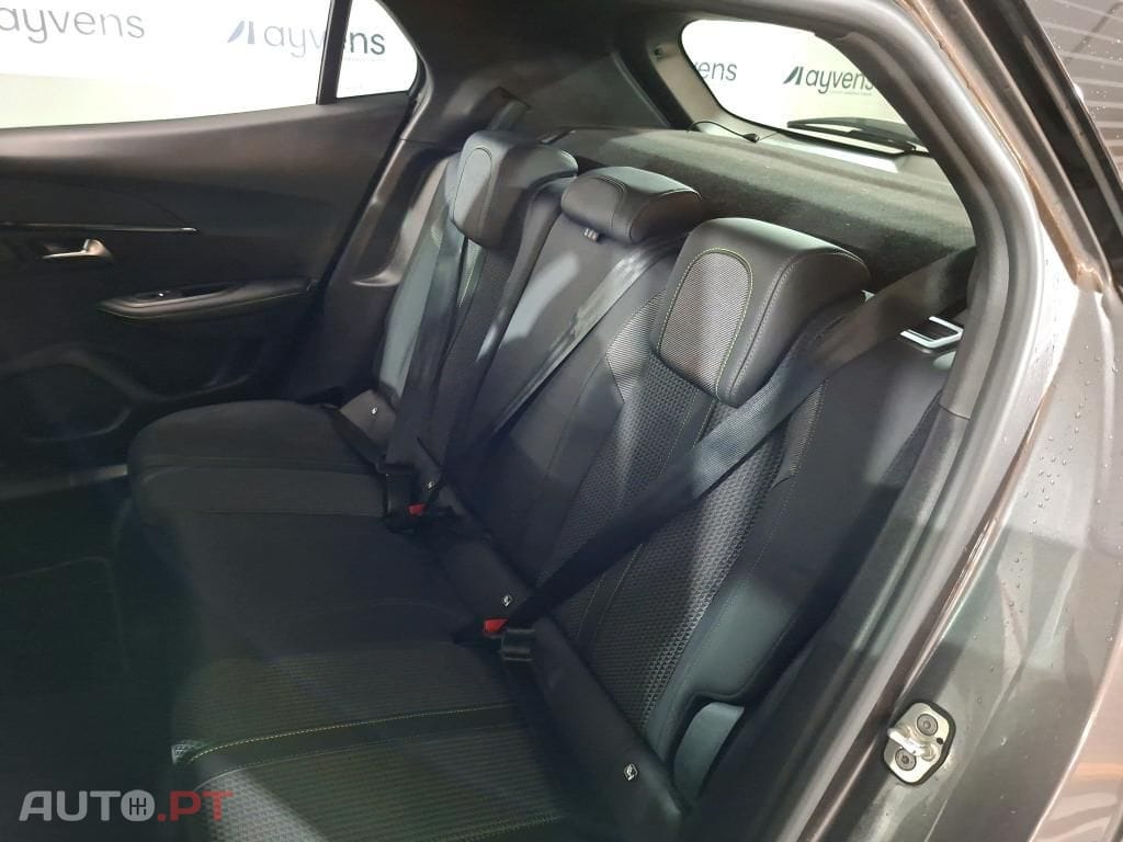 Peugeot 2008 1.5 BlueHDi GT EAT8