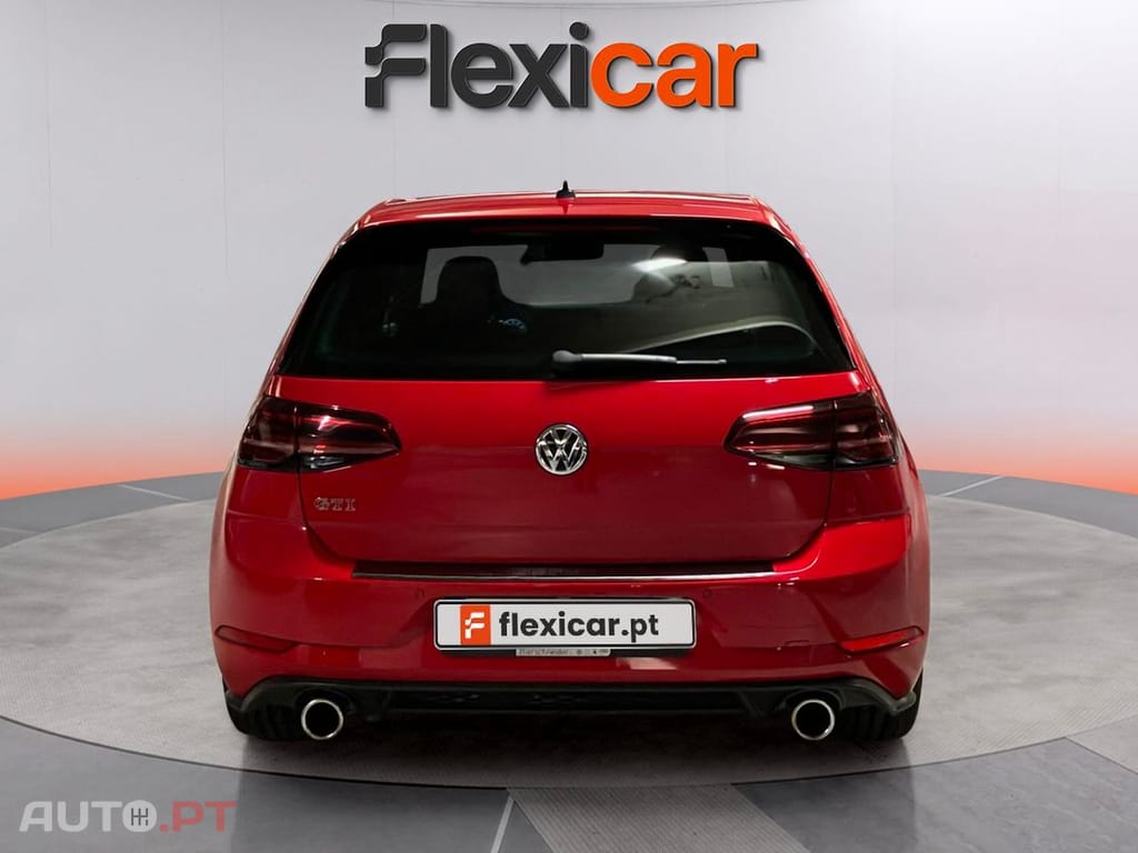 Volkswagen Golf 2.0 TSI GTI DSG Performance