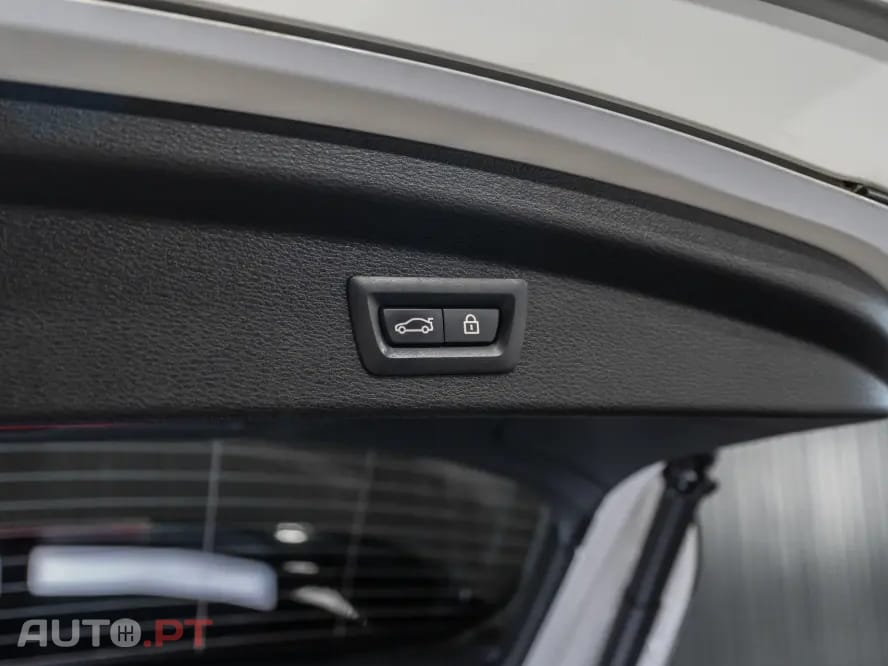BMW X2 18 i sDrive Auto Pack M