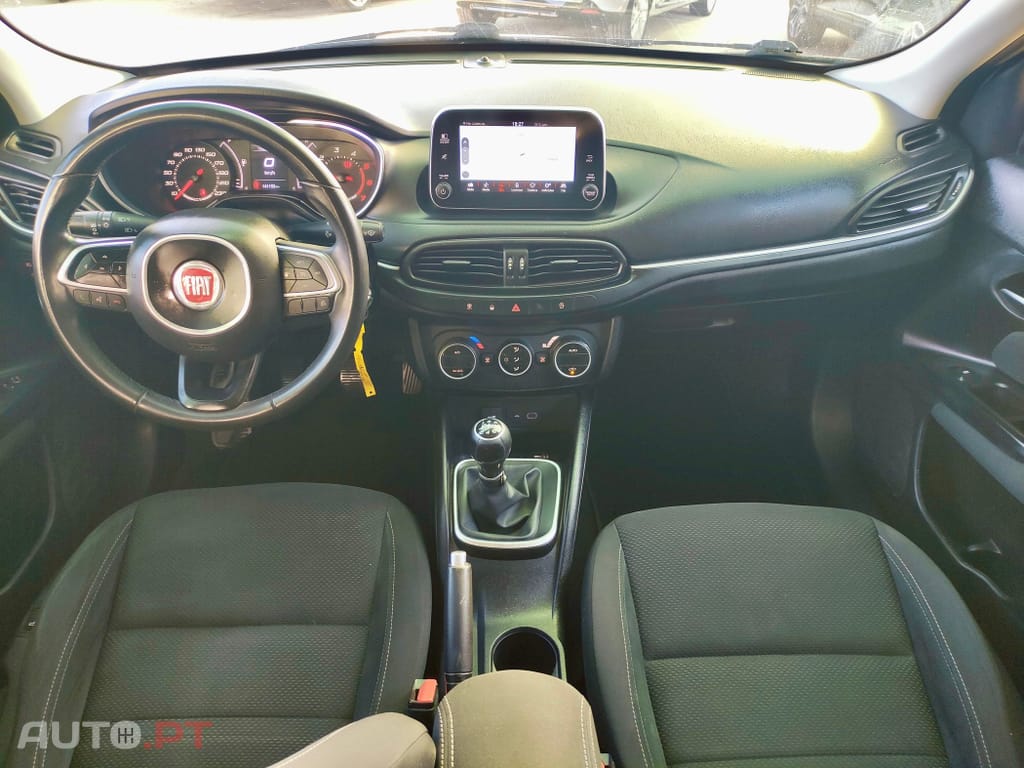 Fiat Tipo 1.3 M-Jet Lounge