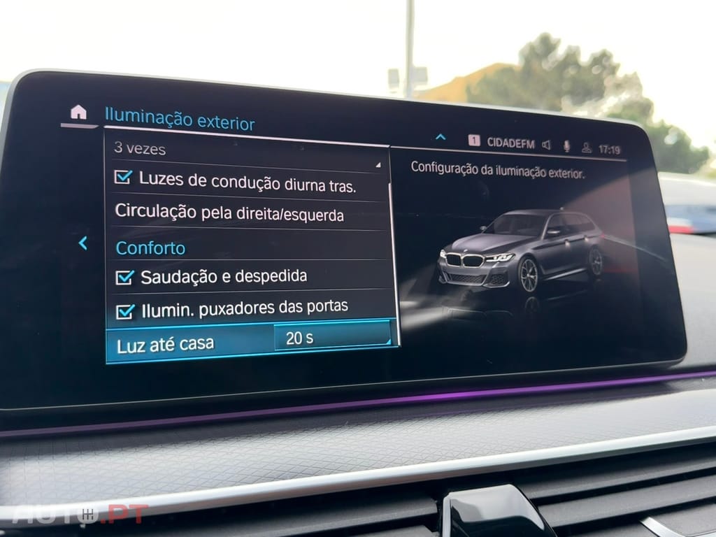 BMW 530 e Pack Desportivo M