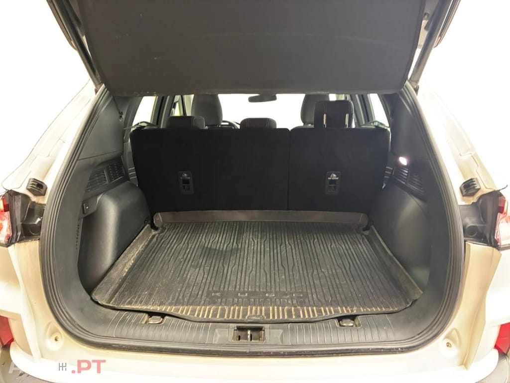 Ford Kuga 2.5 FHEV Powershift Titanium