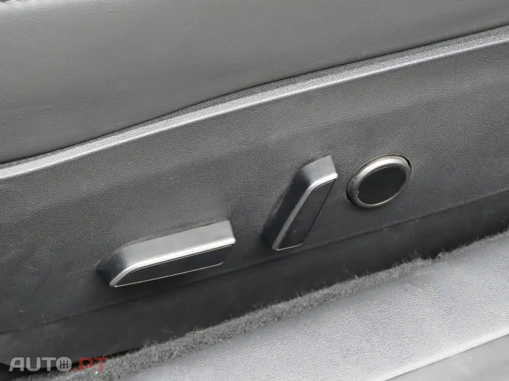 Tesla Model 3 Tração Traseira