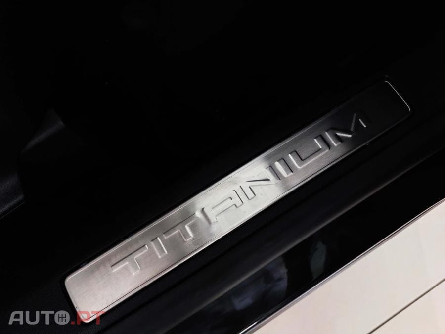 Ford Kuga 2.5 PHEV Titanium
