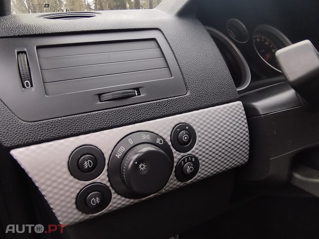 Opel Astra GTC 1.3 CDTi