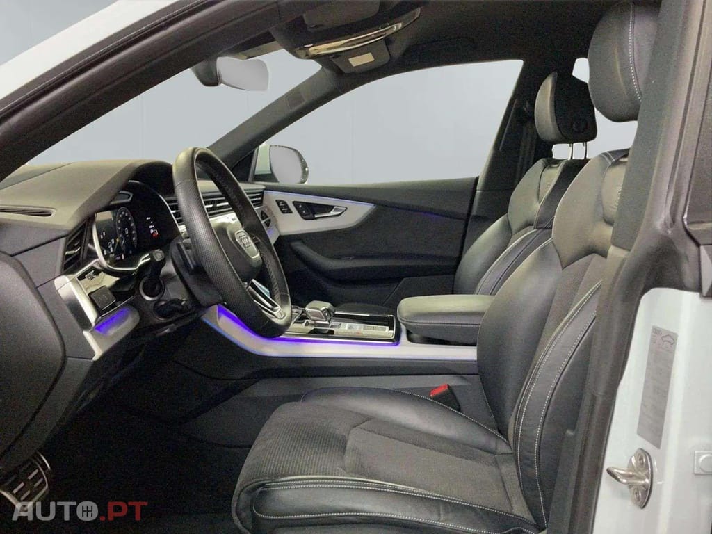 Audi Q8 55 TFSIe qu. S line