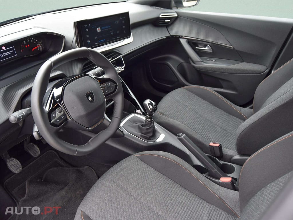 Peugeot 2008 1.2 PureTech Style