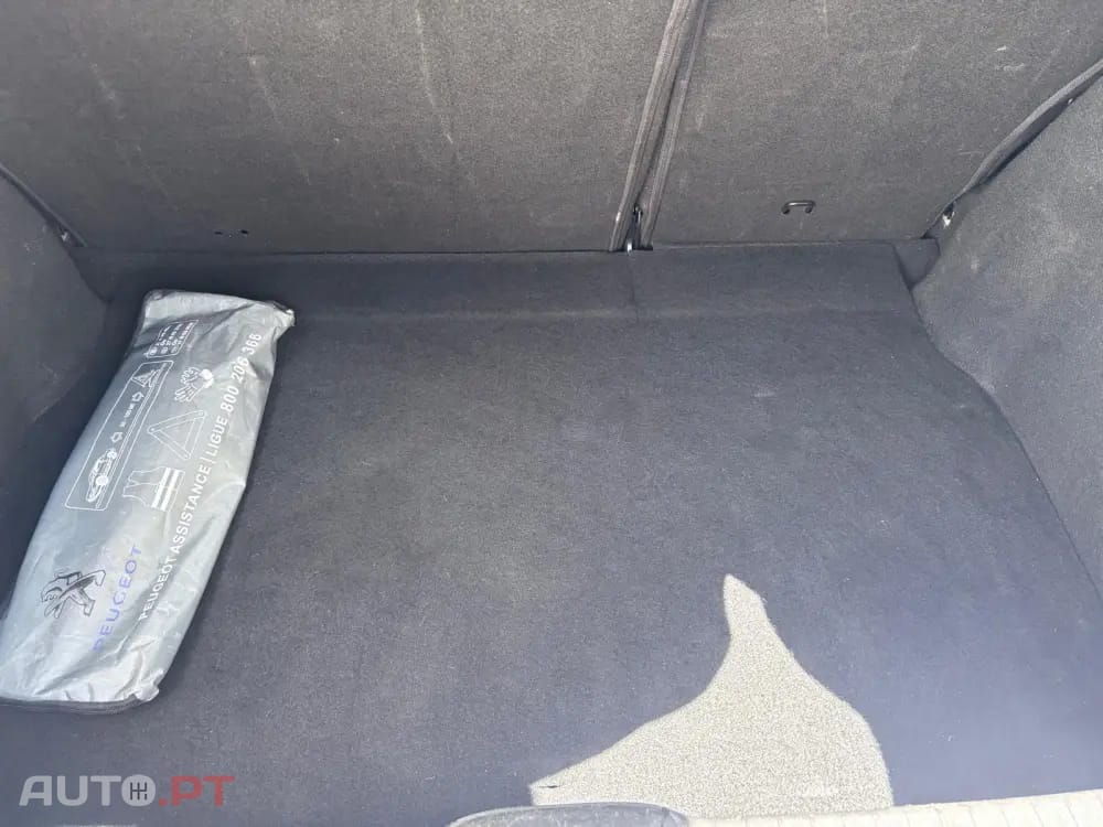 Peugeot 208 1.6 BlueHDi Style
