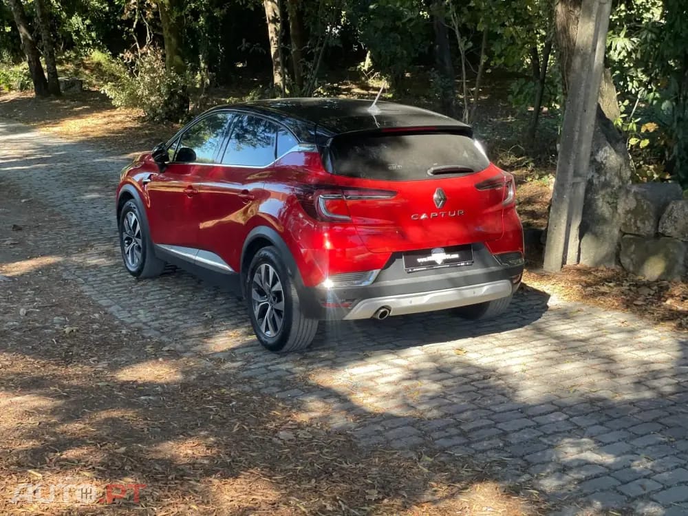 Renault Captur 1.0 TCe Exclusive