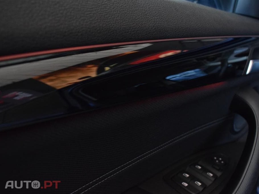 BMW X2 16 d sDrive Auto