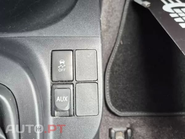 Toyota iQ 1.0 VVT-i Essential+AC