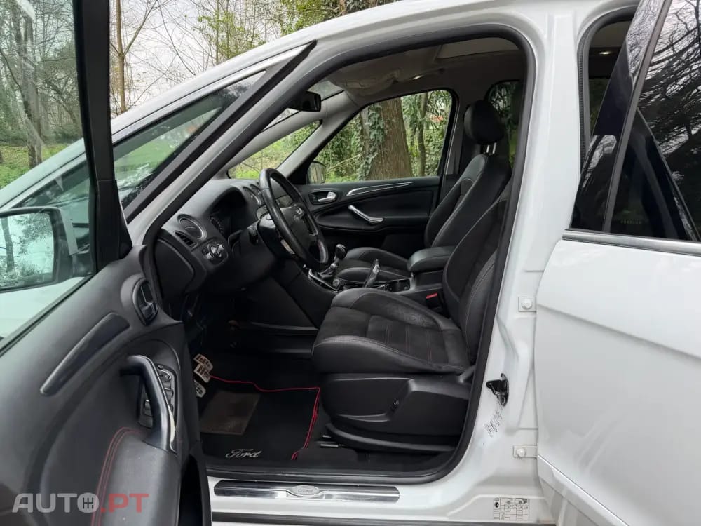 Ford S-Max 2.0 TDCi Titanium 7L