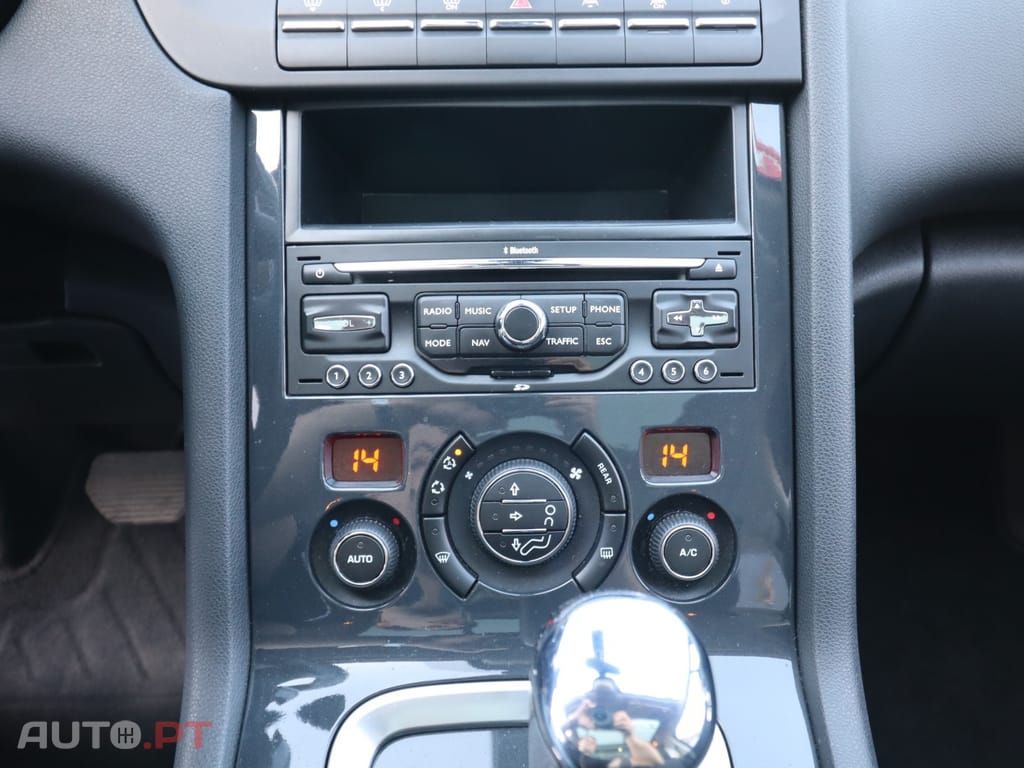 Peugeot 5008 1.6 E-HDi 7L Active 2-Tronic