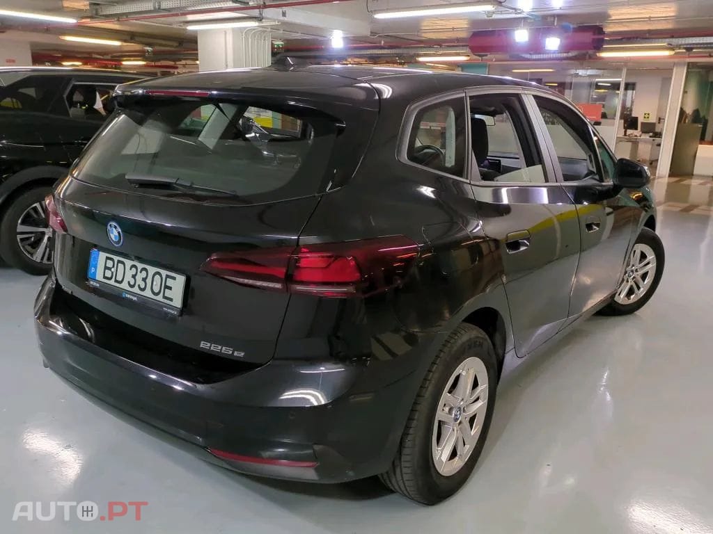 BMW 225 e xDrive